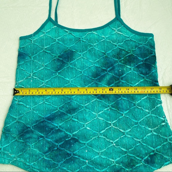 BKE turquoise and aqua semi sheer textured tank top L - Picture 10 of 11